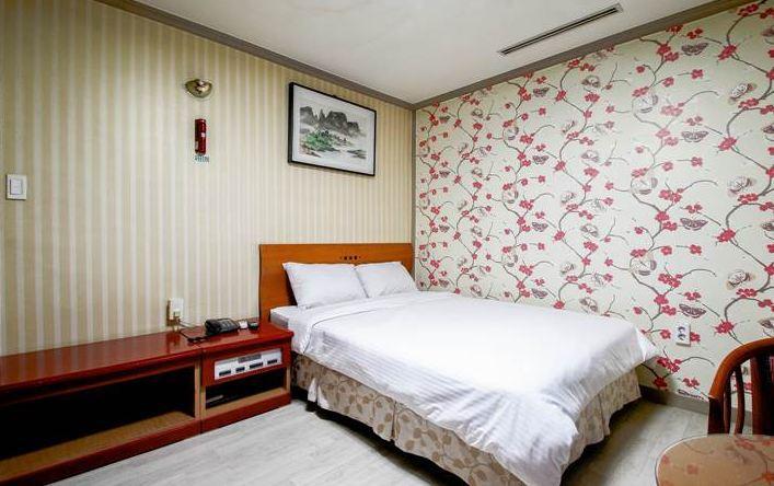 Geoje Tourist Hotel Dış mekan fotoğraf