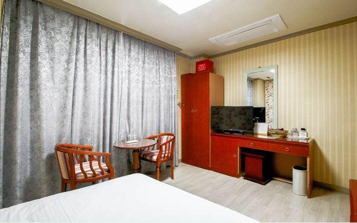 Geoje Tourist Hotel Dış mekan fotoğraf