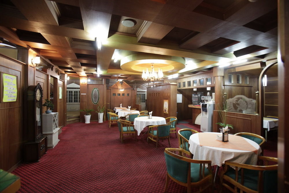 Geoje Tourist Hotel Dış mekan fotoğraf